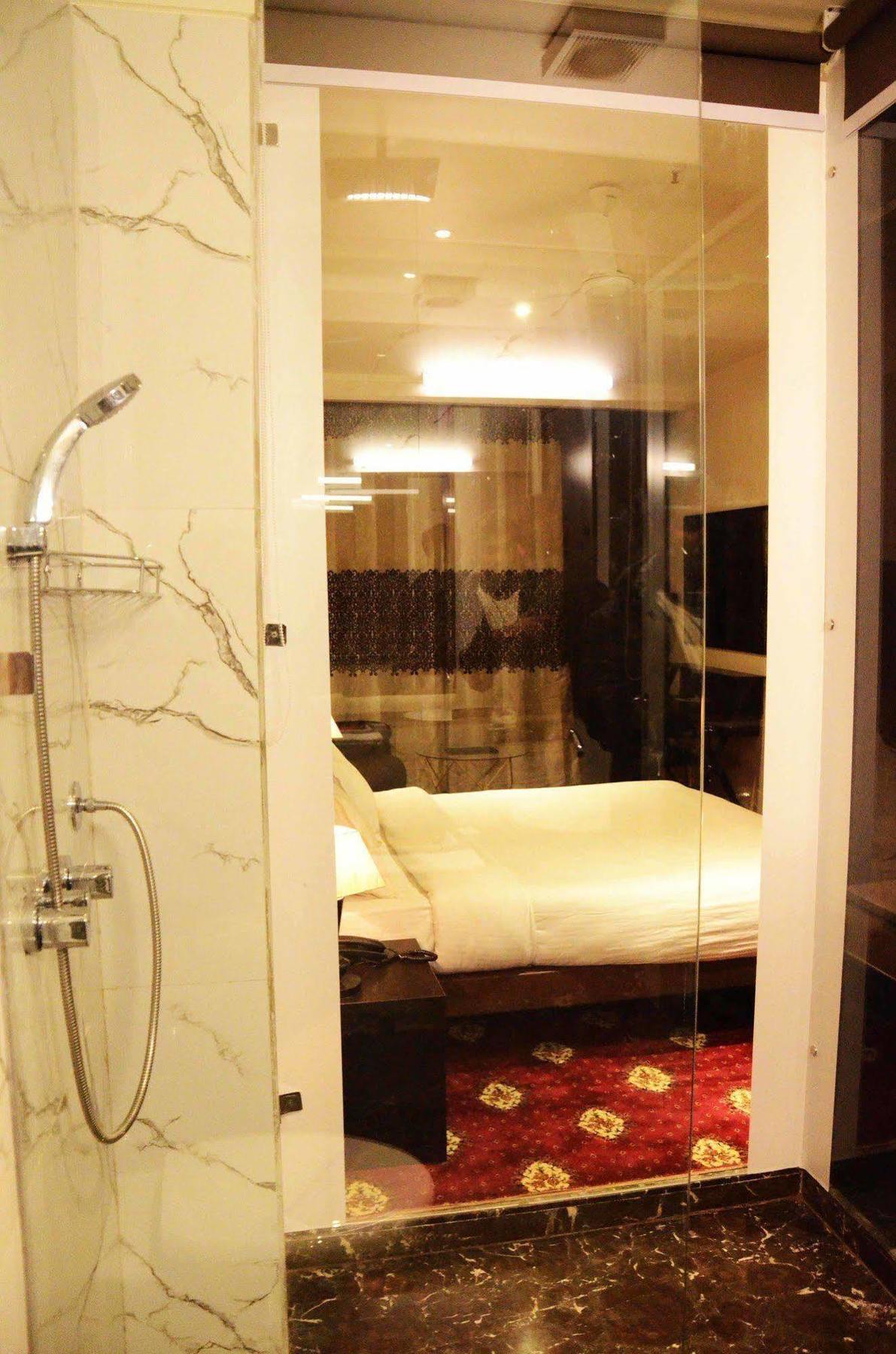 Fabhotel Prudent Амритсар Экстерьер фото