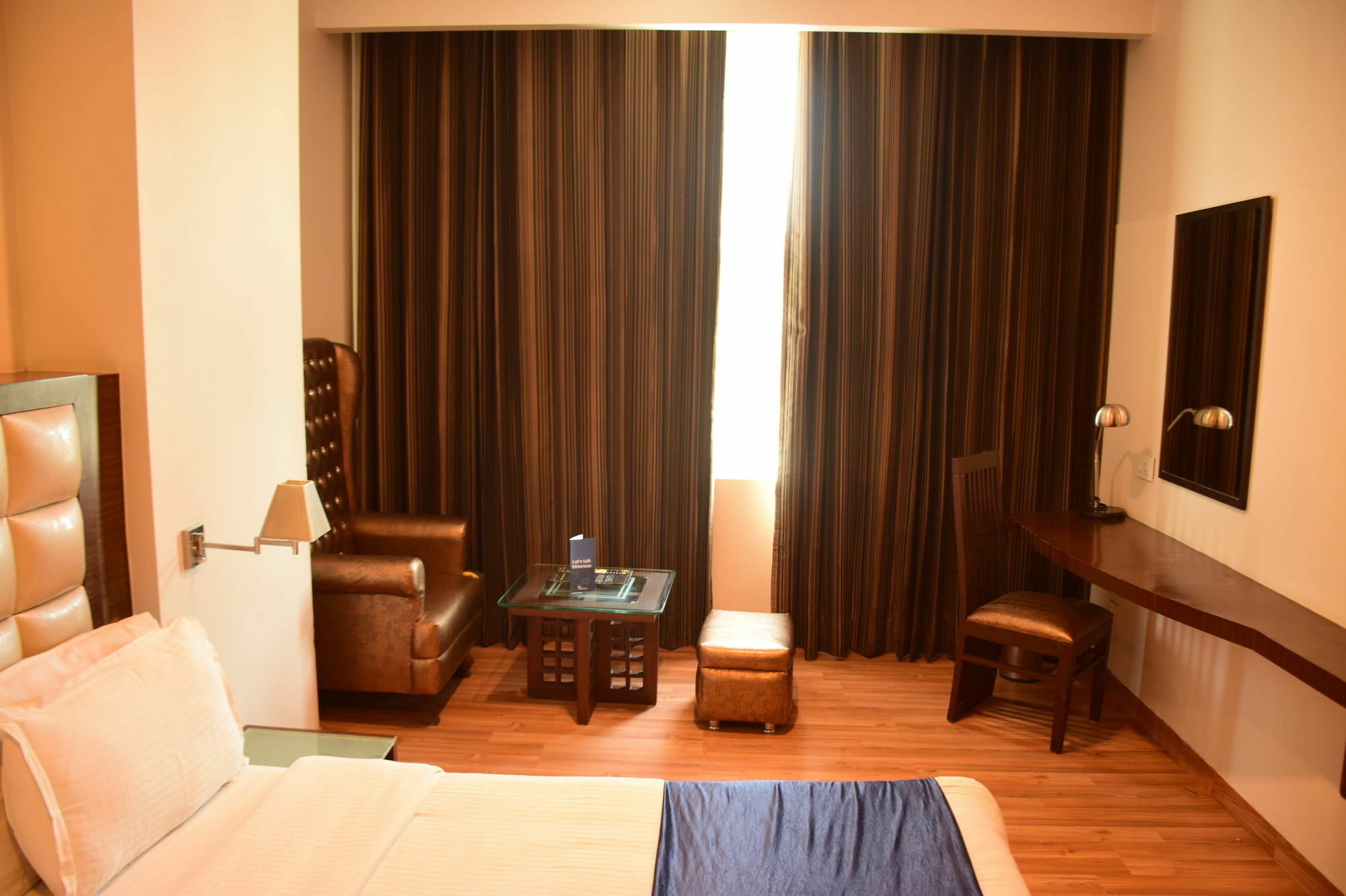 Fabhotel Prudent Амритсар Экстерьер фото